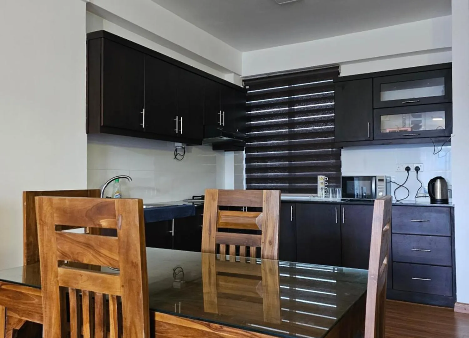 Cozy Lake View 2 Bedroom Apartment With Kitchen Nuwara Eliya Sri Lanka